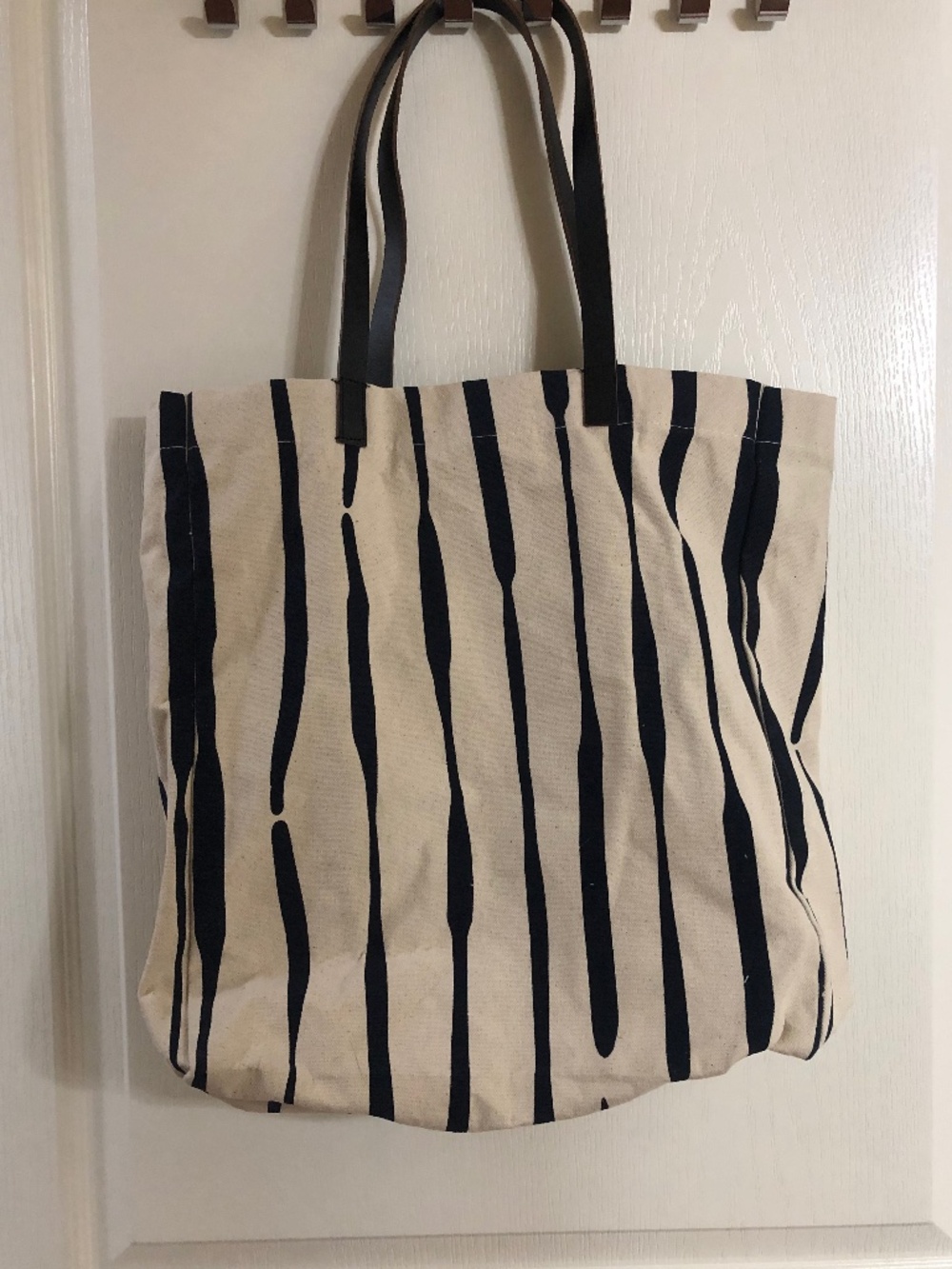Cotton canvas tote striped cream with faux leather straps
